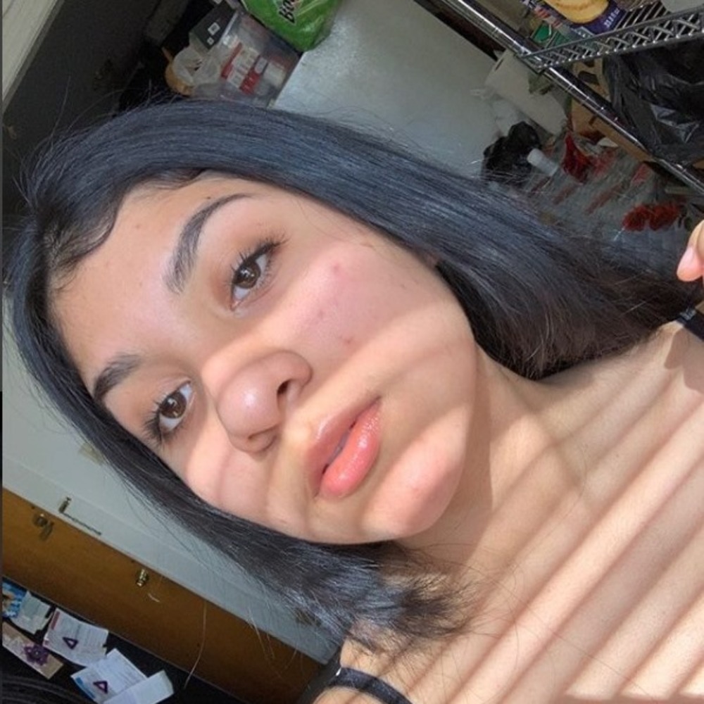 Meet your Posher, Cynthia